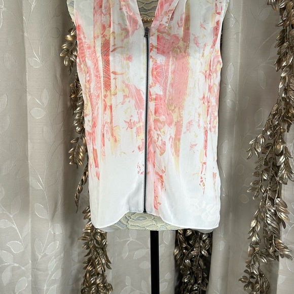 T Tahari Women’s Small Sleeveless Sheer Zip Vest Blouse White Pink Chiffon Retro - Picture 3 of 9